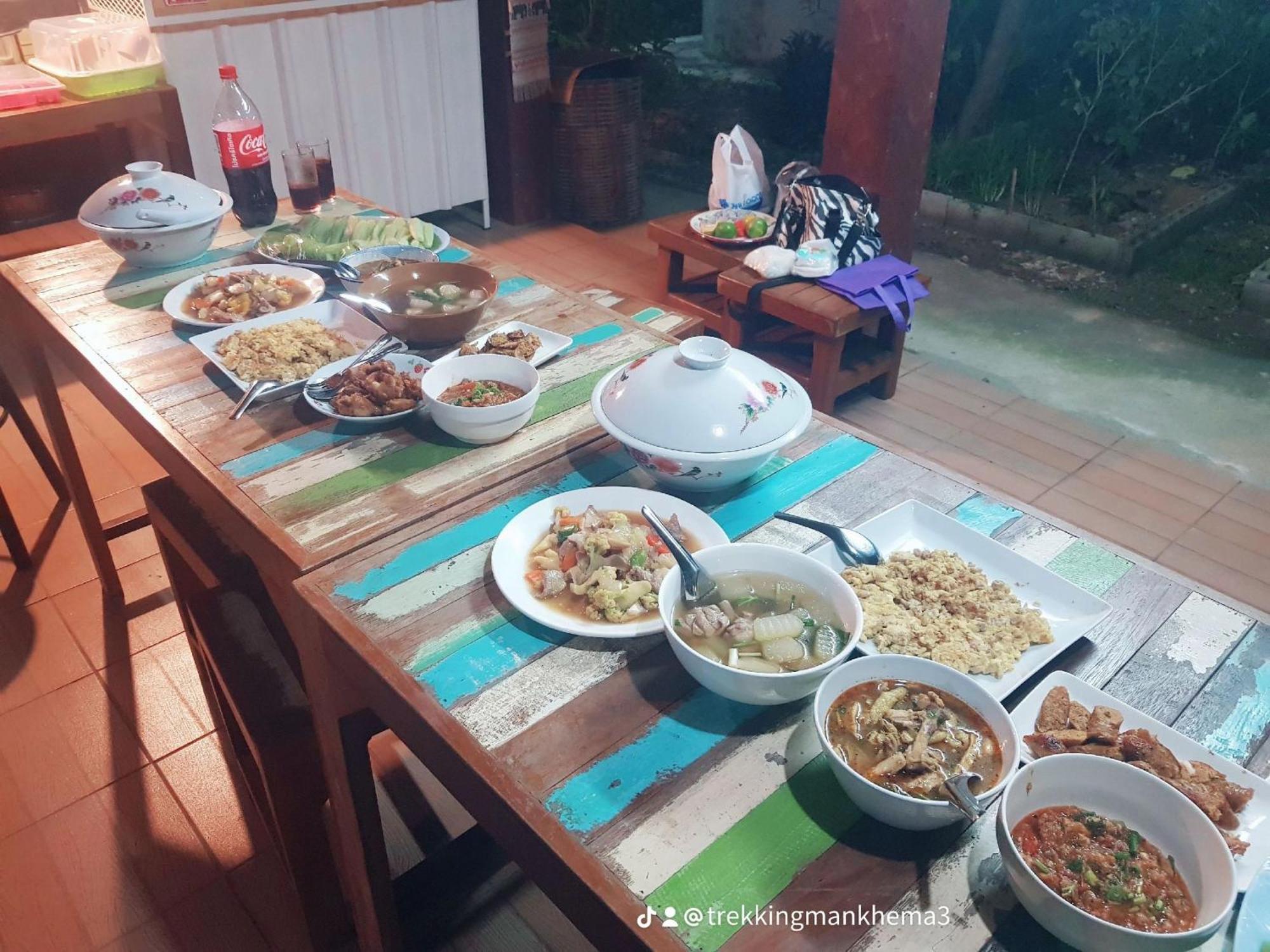 Kedthawa Homestay เฮือนเก็ดถะหวา Ban Cho Lae Екстериор снимка